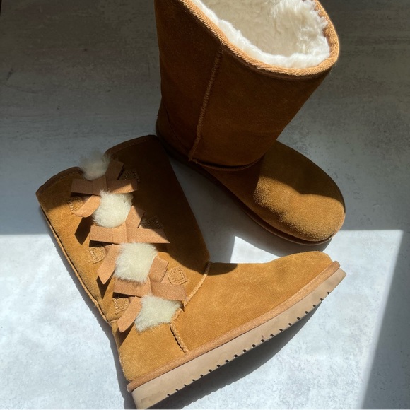 Koolabura by Ugg Suede Bow Tall Boots 6 - Picture 2 of 7